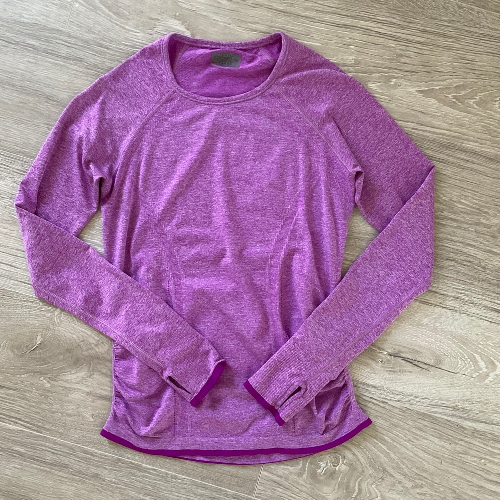 Athleta long sleeve top